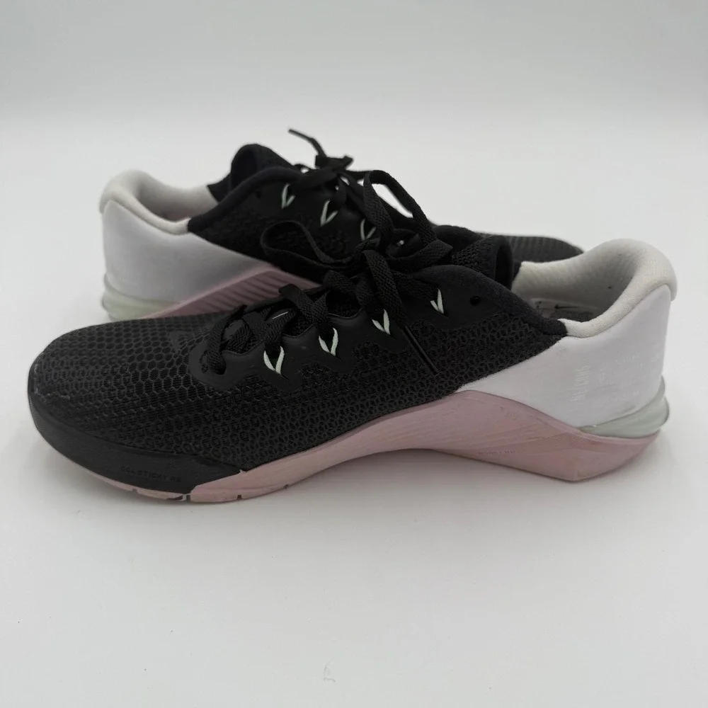 Nike Metcon 5 Noble Red Lace Up Training Tennis Shoes Sneakers 8 Athletic Sporty